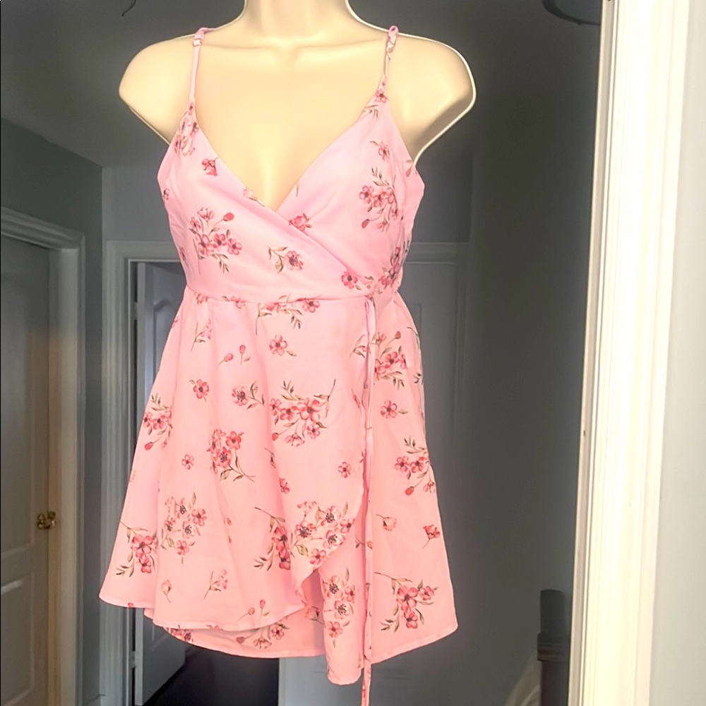 Streetwear Society Pink Floral Dress
